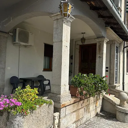 Apartman Renzo, Dongo, Di